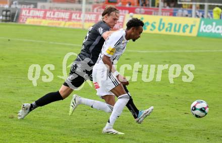 Fussball Bundesliga. Wolfsberger AC  gegen SCR Altach.  Thierno Mamadou Lamarana Ballo (Wolfsberg),   
Paul-Friedrich Koller (Altach). Wolfsberg, am 2.8..2025.
Foto: Kuess
www.qspictures.net
---
pressefotos, pressefotografie, kuess, qs, qspictures, sport, bild, bilder, bilddatenbank