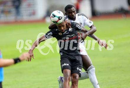 Fussball Bundesliga. Wolfsberger AC  gegen SCR Altach.  Cheick Mamadou Diabate (Wolfsberg),   Suliman-Marlon Mustapha (Altach). Wolfsberg, am 2.8..2025.
Foto: Kuess
www.qspictures.net
---
pressefotos, pressefotografie, kuess, qs, qspictures, sport, bild, bilder, bilddatenbank