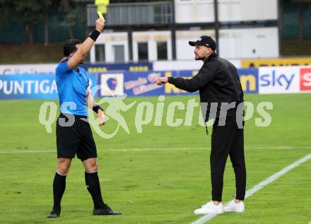 Fussball Bundesliga. Wolfsberger AC  gegen SCR Altach.  Schiedsrichter Simsek Isa, Trainer Fabio Ingolitsch (Altach). Wolfsberg, am 2.8..2025.
Foto: Kuess
www.qspictures.net
---
pressefotos, pressefotografie, kuess, qs, qspictures, sport, bild, bilder, bilddatenbank