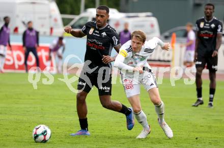 Fussball Bundesliga. Wolfsberger AC  gegen SCR Altach.  Simon Piesinger (Wolfsberg),  Suliman-Marlon Mustapha  (Altach). Wolfsberg, am 2.8..2025.
Foto: Kuess
www.qspictures.net
---
pressefotos, pressefotografie, kuess, qs, qspictures, sport, bild, bilder, bilddatenbank