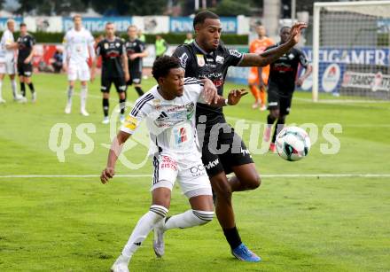 Fussball Bundesliga. Wolfsberger AC  gegen SCR Altach.  Emanuel Ofori Agyemang (Wolfsberg),  Suliman-Marlon Mustapha  (Altach). Wolfsberg, am 2.8..2025.
Foto: Kuess
www.qspictures.net
---
pressefotos, pressefotografie, kuess, qs, qspictures, sport, bild, bilder, bilddatenbank