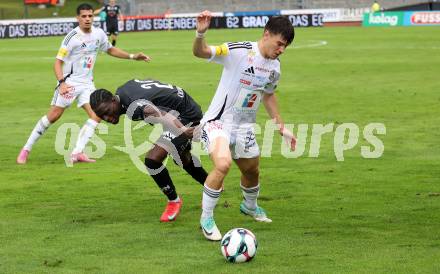 Fussball Bundesliga. Wolfsberger AC  gegen SCR Altach. Boris Matic  (WAC), Mohamed Ouedraogo  (Altach). Wolfsberg, am 2.8..2025.
Foto: Kuess
www.qspictures.net
---
pressefotos, pressefotografie, kuess, qs, qspictures, sport, bild, bilder, bilddatenbank