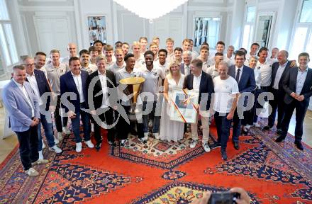 Fussball Bundesliga. Empfang fÃ¼r Cup-Sieger WAC.  Klagenfurt, am 22.7.2025.
Foto: Kuess
www.qspictures.net
---
pressefotos, pressefotografie, kuess, qs, qspictures, sport, bild, bilder, bilddatenbank
