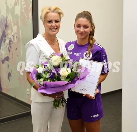 Fussball Frauen 2. Bundesliga. SK Austria Klagenfurt. Sponsorentermin. Klagenfurt, am 5.8.2025.
Foto: Kuess
---
pressefotos, pressefotografie, kuess, qs, qspictures, sport, bild, bilder, bilddatenbank