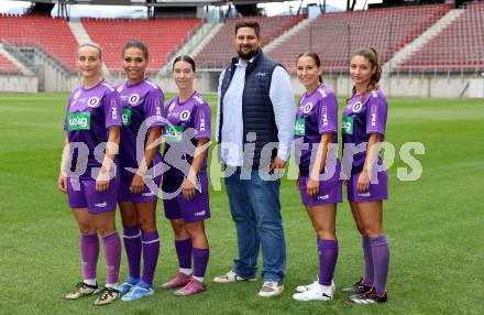 Fussball Frauen 2. Bundesliga. SK Austria Klagenfurt. Sponsorentermin. Klagenfurt, am 5.8.2025.
Foto: Kuess
---
pressefotos, pressefotografie, kuess, qs, qspictures, sport, bild, bilder, bilddatenbank