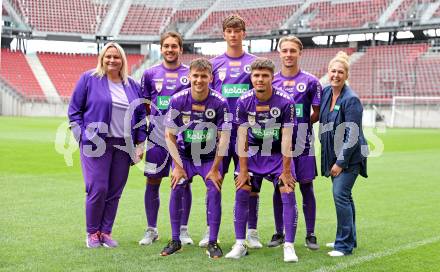 Fussball Frauen 2. Bundesliga. SK Austria Klagenfurt. Sponsorentermin. Klagenfurt, am 5.8.2025.
Foto: Kuess
---
pressefotos, pressefotografie, kuess, qs, qspictures, sport, bild, bilder, bilddatenbank