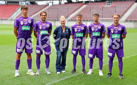 Fussball Frauen 2. Bundesliga. SK Austria Klagenfurt. Sponsorentermin. Klagenfurt, am 5.8.2025.
Foto: Kuess
---
pressefotos, pressefotografie, kuess, qs, qspictures, sport, bild, bilder, bilddatenbank