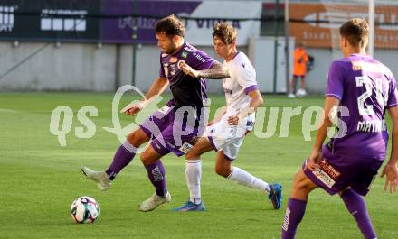Fussball 2. Liga. SK Austria Klagenfurt gegen Young Violett Austria Wien.  Marco Sebastian Gantschnig (Klagenfurt),  Konstantin Aleksa  (Wien). Klagenfurt, 8.8.2025.
Foto: Kuess
www.qspictures.net
---
pressefotos, pressefotografie, kuess, qs, qspictures, sport, bild, bilder, bilddatenbank