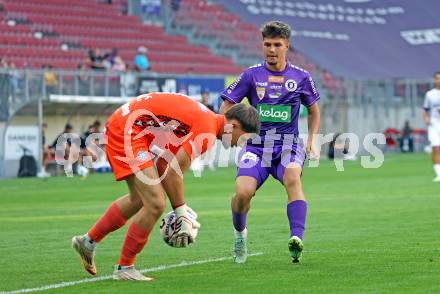 Fussball 2. Liga. SK Austria Klagenfurt gegen Young Violett Austria Wien.  Dino Delic (Klagenfurt), Kenan Jusic   (Wien). Klagenfurt, 8.8.2025.
Foto: Kuess
www.qspictures.net
---
pressefotos, pressefotografie, kuess, qs, qspictures, sport, bild, bilder, bilddatenbank