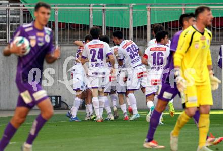 Fussball 2. Liga. SK Austria Klagenfurt gegen Young Violett Austria Wien.  Torjubel  (Wien). Klagenfurt, 8.8.2025.
Foto: Kuess
www.qspictures.net
---
pressefotos, pressefotografie, kuess, qs, qspictures, sport, bild, bilder, bilddatenbank