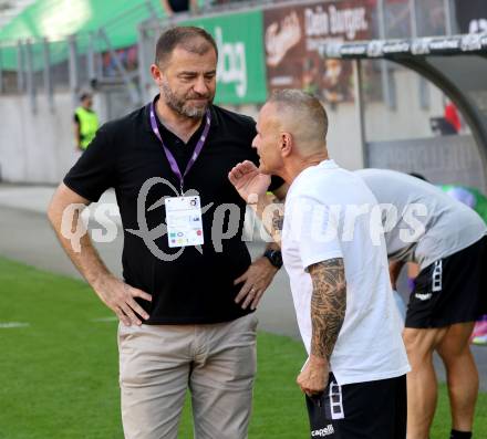 Fussball 2. Liga. SK Austria Klagenfurt gegen Young Violets Austria Wien. Zeljko Karajica, Teamarzt Gerhard Stingl (Klagenfurt). Klagenfurt, 8.8.2025.
Foto: Kuess
www.qspictures.net
---
pressefotos, pressefotografie, kuess, qs, qspictures, sport, bild, bilder, bilddatenbank