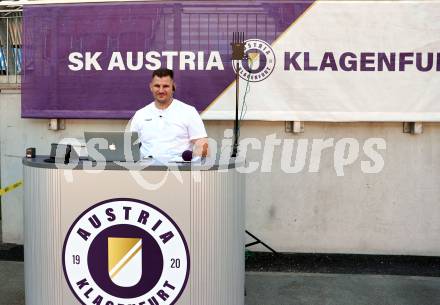 Fussball 2. Liga. SK Austria Klagenfurt gegen Young Violets Austria Wien. Stadionsprecher (Klagenfurt). Klagenfurt, 8.8.2025.
Foto: Kuess
www.qspictures.net
---
pressefotos, pressefotografie, kuess, qs, qspictures, sport, bild, bilder, bilddatenbank