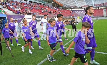 Fussball 2. Liga. SK Austria Klagenfurt gegen Young Violets Austria Wien. Marco Gantschnig, Rei Okada, Elias Jandrisevits (Klagenfurt). Klagenfurt, 8.8.2025.
Foto: Kuess
www.qspictures.net
---
pressefotos, pressefotografie, kuess, qs, qspictures, sport, bild, bilder, bilddatenbank