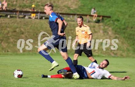Fussball Unterliga Mitte. Arriach gegen Ludmannsdorf.  Matteo Tomicek  (Arriach),  Rok Tomazic (Ludmannsdorf).  Arriach, am 9.8.2025.
Foto. Kuess
www.qspictures.net
---
pressefotos, pressefotografie, kuess, qs, qspictures, sport, bild, bilder, bilddatenbank