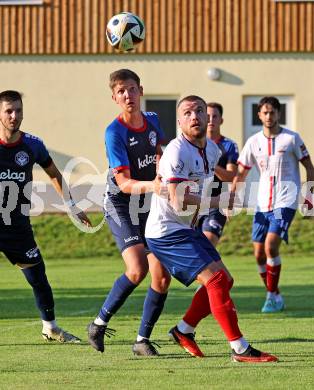 Fussball Unterliga Mitte. Arriach gegen Ludmannsdorf.  Gaber Petric (Arriach), David Gasser  (Ludmannsdorf).  Arriach, am 9.8.2025.
Foto. Kuess
www.qspictures.net
---
pressefotos, pressefotografie, kuess, qs, qspictures, sport, bild, bilder, bilddatenbank