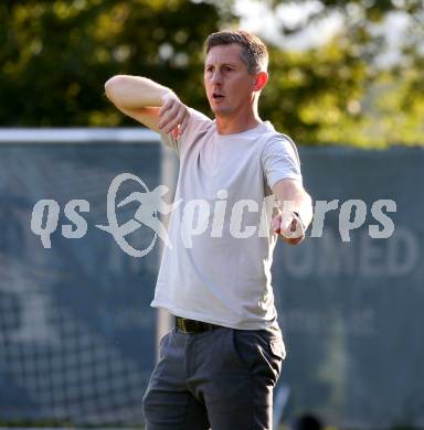 Fussball Regionalliga Mitte.  Treibach gegen Voitsberg.  Trainer Karl Schweighofer (Treibach),     Treibach, am 15.8.2025.
Foto. Kuess
www.qspictures.net
---
pressefotos, pressefotografie, kuess, qs, qspictures, sport, bild, bilder, bilddatenbank