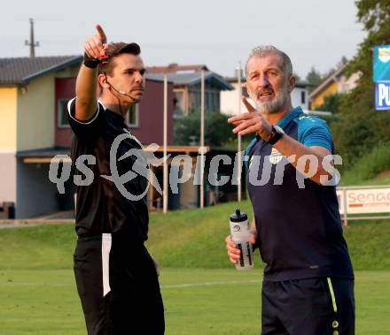 Fussball Kaerntner Liga.  Koettmannsdorf gegen SAK. Schiedsrichter, Trainer Nenad Pavicevic  (Koettmannsdorf),   Klagenfurt, am 17.8.2025.
Foto. Kuess
www.qspictures.net
---
pressefotos, pressefotografie, kuess, qs, qspictures, sport, bild, bilder, bilddatenbank
