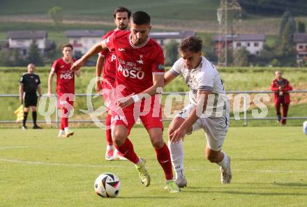 Fussball Kaerntner Liga.  Koettmannsdorf gegen SAK.  Daniel Hans Genser (Koettmannsdorf),   Hrvoje Jakovljevic  (SAK).  Klagenfurt, am 17.8.2025.
Foto. Kuess
www.qspictures.net
---
pressefotos, pressefotografie, kuess, qs, qspictures, sport, bild, bilder, bilddatenbank