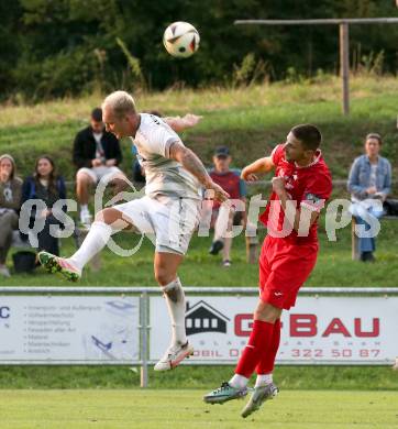 Fussball Kaerntner Liga.  Koettmannsdorf gegen SAK.  Aner Mandzic (Koettmannsdorf),  Zan Kumer   (SAK).  Klagenfurt, am 17.8.2025.
Foto. Kuess
www.qspictures.net
---
pressefotos, pressefotografie, kuess, qs, qspictures, sport, bild, bilder, bilddatenbank