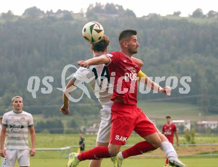 Fussball Kaerntner Liga.  Koettmannsdorf gegen SAK. Simon Moder  (Koettmannsdorf),   Hrvoje Jakovljevic  (SAK).  Klagenfurt, am 17.8.2025.
Foto. Kuess
www.qspictures.net
---
pressefotos, pressefotografie, kuess, qs, qspictures, sport, bild, bilder, bilddatenbank