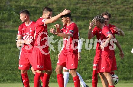 Fussball Kaerntner Liga.  Koettmannsdorf gegen SAK.  Torjubel    (SAK).  Klagenfurt, am 17.8.2025.
Foto. Kuess
www.qspictures.net
---
pressefotos, pressefotografie, kuess, qs, qspictures, sport, bild, bilder, bilddatenbank
