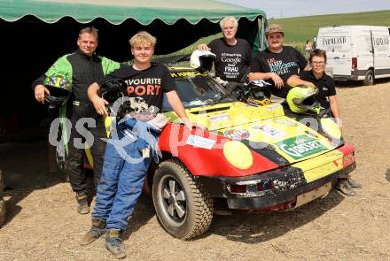 Auto Cross. Oesterreichische Staatsmeisterschaft 2025.
Markus Marcher, Stefan Marcher,  Walter Marcher, Marcel Marcher,  Ben Lessiak,. Meiselding, am 17.8.2025.
Foto: Kuess
www.qspictures.net
---
pressefotos, pressefotografie, kuess, qs, qspictures, sport, bild, bilder, bilddatenbank
