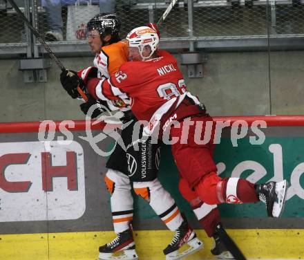 Eishockey Bundesliga. Testspiel. KAC gegen Grizzlys Wolfsburg. Thimo Nickl (KAC), Bobby Lynch (Wolfsburg) Klagenfurt, am 20.8.2025.
Foto: Kuess
www.qspictures.net
---
pressefotos, pressefotografie, kuess, qs, qspictures, sport, bild, bilder, bilddatenbank