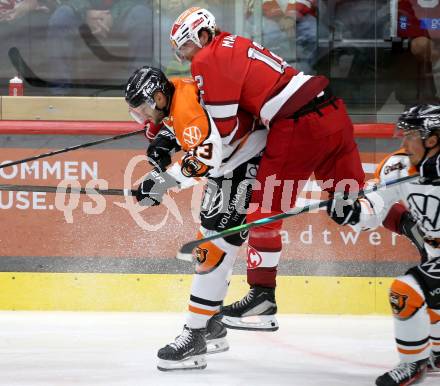 Eishockey Bundesliga. Testspiel. KAC gegen Grizzlys Wolfsburg. David Maier (KAC), Lucas Dumont  (Wolfsburg) Klagenfurt, am 20.8.2025.
Foto: Kuess
www.qspictures.net
---
pressefotos, pressefotografie, kuess, qs, qspictures, sport, bild, bilder, bilddatenbank