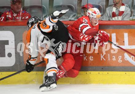 Eishockey Bundesliga. Testspiel. KAC gegen Grizzlys Wolfsburg. David Waschnig (KAC), Julian Chrobot  (Wolfsburg) Klagenfurt, am 20.8.2025.
Foto: Kuess
www.qspictures.net
---
pressefotos, pressefotografie, kuess, qs, qspictures, sport, bild, bilder, bilddatenbank