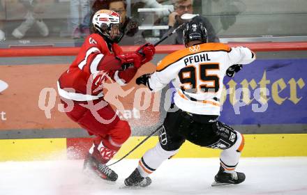 Eishockey Bundesliga. Testspiel. KAC gegen Grizzlys Wolfsburg. Johannes Dobrovolny  (KAC), Fabio Pfohl   (Wolfsburg).  Klagenfurt, am 20.8.2025.
Foto: Kuess
www.qspictures.net
---
pressefotos, pressefotografie, kuess, qs, qspictures, sport, bild, bilder, bilddatenbank