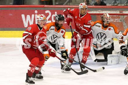 Eishockey Bundesliga. Testspiel. KAC gegen Grizzlys Wolfsburg.  David Waschnig, Oliver Lam  (KAC), Keaton Thompson (Wolfsburg). Klagenfurt, am 20.8.2025.
Foto: Kuess
www.qspictures.net
---
pressefotos, pressefotografie, kuess, qs, qspictures, sport, bild, bilder, bilddatenbank