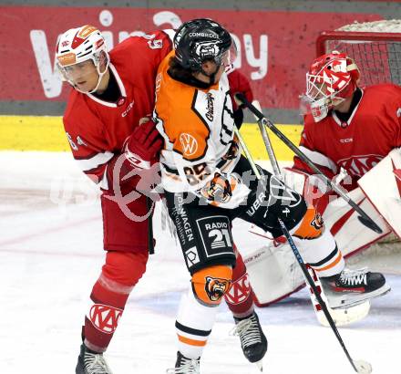 Eishockey Bundesliga. Testspiel. KAC gegen Grizzlys Wolfsburg. Maximilian Preiml  (KAC), Matt Choupani  (Wolfsburg).  Klagenfurt, am 20.8.2025.
Foto: Kuess
www.qspictures.net
---
pressefotos, pressefotografie, kuess, qs, qspictures, sport, bild, bilder, bilddatenbank