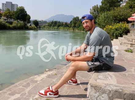 Eishockey Bundesliga. Interview Nick Hutchison (VSV).  Villach, am 13.8.2025.
Foto: Kuess
www.qspictures.net
---
pressefotos, pressefotografie, kuess, qs, qspictures, sport, bild, bilder, bilddatenbank