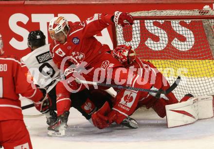 Eishockey Champions Hockey League. CHL. KAC gegen Sparta Prague.  Mario Kempe, Florian Vorauer  (KAC),  Devin Shore (Prag). Klagenfurt, am 28.8.2025.
Foto: Kuess
www.qspictures.net
---
pressefotos, pressefotografie, kuess, qs, qspictures, sport, bild, bilder, bilddatenbank