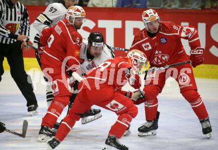 Eishockey Champions Hockey League. CHL. KAC gegen Sparta Prague.  Luka Gomboc, Jan Mursak, Nick Petersen  (KAC), Devin Shore  (Prag). Klagenfurt, am 28.8.2025.
Foto: Kuess
www.qspictures.net
---
pressefotos, pressefotografie, kuess, qs, qspictures, sport, bild, bilder, bilddatenbank