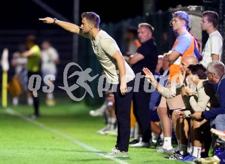 Fussball OEFB Cup. Velden gegen Hartberg. Trainer Marcel Kuster  (Velden),   Velden, am 27.8.2025.
Foto: Kuess
www.qspictures.net
---
pressefotos, pressefotografie, kuess, qs, qspictures, sport, bild, bilder, bilddatenbank