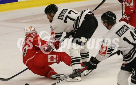 Eishockey Champions Hockey League. CHL. KAC gegen Sparta Prague.  Daniel Obersteiner  (KAC), David Nemecek  (Prag). Klagenfurt, am 28.8.2025.
Foto: Kuess
www.qspictures.net
---
pressefotos, pressefotografie, kuess, qs, qspictures, sport, bild, bilder, bilddatenbank