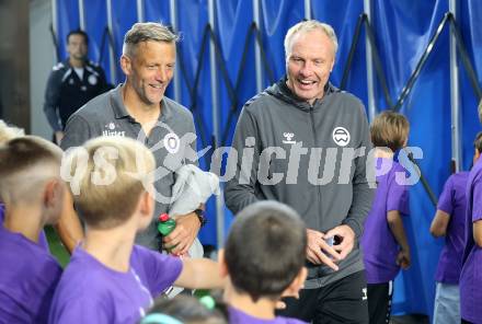 Fussball 2. Liga. SK Austria Klagenfurt gegen Admira Wacker. Trainer Rolf Landerl  (Klagenfurt), Trainer Thomas Silberberger  (Admira). Klagenfurt, 29.8.2025.
Foto: Kuess
www.qspictures.net
---
pressefotos, pressefotografie, kuess, qs, qspictures, sport, bild, bilder, bilddatenbank