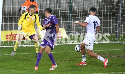 Fussball 2. Liga. SK Austria Klagenfurt gegen Admira Wacker.  Mario Matkovic, Aiden Liu (Klagenfurt), Alexander Schmidt  (Admira). Klagenfurt, 29.8.2025.
Foto: Kuess
www.qspictures.net
---
pressefotos, pressefotografie, kuess, qs, qspictures, sport, bild, bilder, bilddatenbank