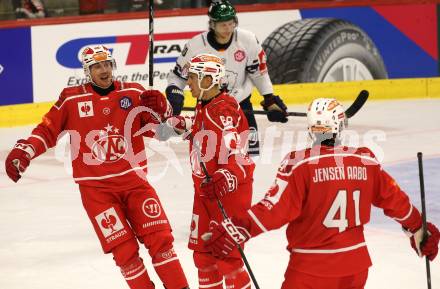 Eishockey Champions Hockey League. CHL. KAC gegen Eisbaeren Berlin. Torjubel Nicholas Petersen, Luka Gomboc, Jesper Jensen Aabo  (KAC). Klagenfurt, am 30.8.2025.
Foto: Kuess
www.qspictures.net
---
pressefotos, pressefotografie, kuess, qs, qspictures, sport, bild, bilder, bilddatenbank