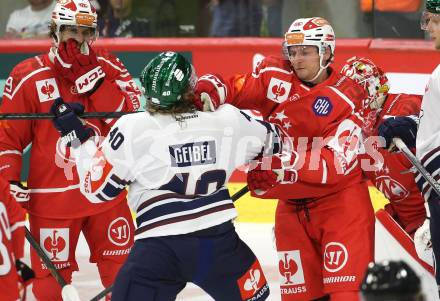 Eishockey Champions Hockey League. CHL. KAC gegen Eisbaeren Berlin. David Maier  (KAC), Korbinian Geibel (Berlin). Klagenfurt, am 30.8.2025.
Foto: Kuess
www.qspictures.net
---
pressefotos, pressefotografie, kuess, qs, qspictures, sport, bild, bilder, bilddatenbank