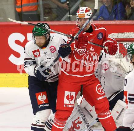 Eishockey Champions Hockey League. CHL. KAC gegen Eisbaeren Berlin.  Nicholas Petersen (KAC), Eric Mik   (Berlin). Klagenfurt, am 30.8.2025.
Foto: Kuess
www.qspictures.net
---
pressefotos, pressefotografie, kuess, qs, qspictures, sport, bild, bilder, bilddatenbank