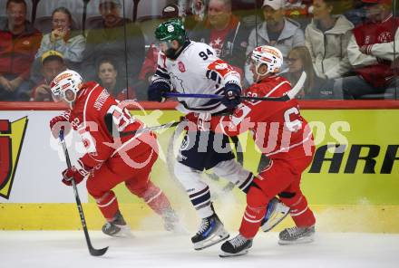 Eishockey Champions Hockey League. CHL. KAC gegen Eisbaeren Berlin. Clemens Unterweger, Luka Gomboc  (KAC), Kirk Liam   (Berlin). Klagenfurt, am 30.8.2025.
Foto: Kuess
www.qspictures.net
---
pressefotos, pressefotografie, kuess, qs, qspictures, sport, bild, bilder, bilddatenbank
