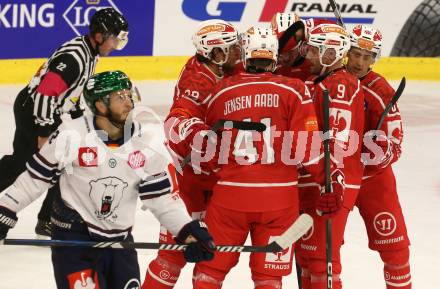 Eishockey Champions Hockey League. CHL. KAC gegen Eisbaeren Berlin. Torjubel Mario Kempe, Nicholas Petersen, Luka Gombov, Jesper Jensen Aabo, Jan Mursak  (KAC). Klagenfurt, am 30.8.2025.
Foto: Kuess
www.qspictures.net
---
pressefotos, pressefotografie, kuess, qs, qspictures, sport, bild, bilder, bilddatenbank
