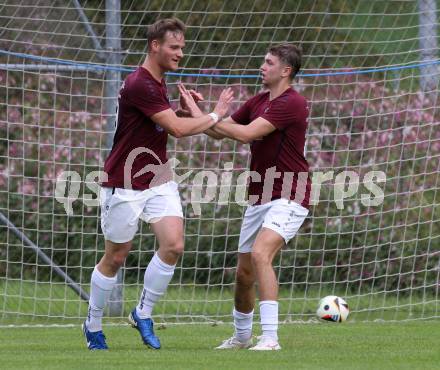 Fussball 1. Klasse Mitte. Bad Kleinkirchheim gegen Rosegg.  Torjubel Mario Trattler  (Bad Kleinkirchheim). Bad Kleinkirchheim, am 13.9.2025.
Foto: Kuess
www.qspictures.net
---
pressefotos, pressefotografie, kuess, qs, qspictures, sport, bild, bilder, bilddatenbank
