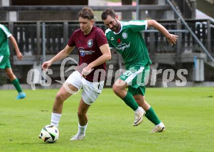 Fussball 1. Klasse Mitte. Bad Kleinkirchheim gegen Rosegg.  Marcel Trausnitz  (Bad Kleinkirchheim),   Kenan Derzic (Rosegg). Bad Kleinkirchheim, am 13.9.2025.
Foto: Kuess
www.qspictures.net
---
pressefotos, pressefotografie, kuess, qs, qspictures, sport, bild, bilder, bilddatenbank