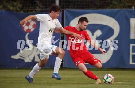 Fussball KÃ¤rntner Liga. SAK gegen St. Veit.  Jakob Elija Sturm  (SAK),  Julian Brandstaetter (St.Veit). Klagenfurt, am 19.9.2025.
Foto: Kuess
www.qspictures.net
---
pressefotos, pressefotografie, kuess, qs, qspictures, sport, bild, bilder, bilddatenbank