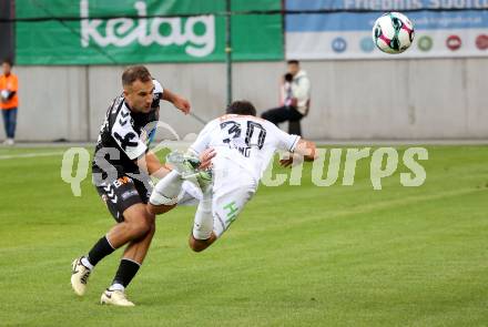 Fussball 2. Liga. SK Austria Klagenfurt gegen FC Hertha Wels..  Michael Lang (Klagenfurt),  Paul Gobara  (Wels).  Klagenfurt, 26.9.2025.
Foto: Kuess
www.qspictures.net
---
pressefotos, pressefotografie, kuess, qs, qspictures, sport, bild, bilder, bilddatenbank