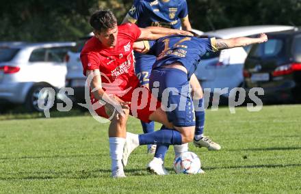 Fussball Kaerntner Liga. Grafenstein gegen KAC.  Michael Eisterlehner (Grafenstein),  
Mihret Topcagic (KAC). Klagenfurt, am 27.9.2025.
Foto: Kuess
www.qspictures.net
---
pressefotos, pressefotografie, kuess, qs, qspictures, sport, bild, bilder, bilddatenbank