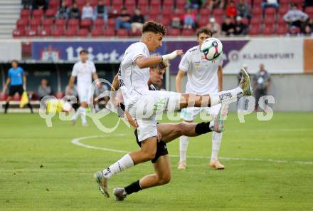 Fussball 2. Liga. SK Austria Klagenfurt gegen FC Hertha Wels.. Mario Matkovic  (Klagenfurt),  
Jonas Schwaighofer  (Wels).  Klagenfurt, 26.9.2025.
Foto: Kuess
www.qspictures.net
---
pressefotos, pressefotografie, kuess, qs, qspictures, sport, bild, bilder, bilddatenbank
